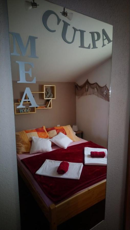 "Mea Culpa" Apartamento Karlobag Exterior foto