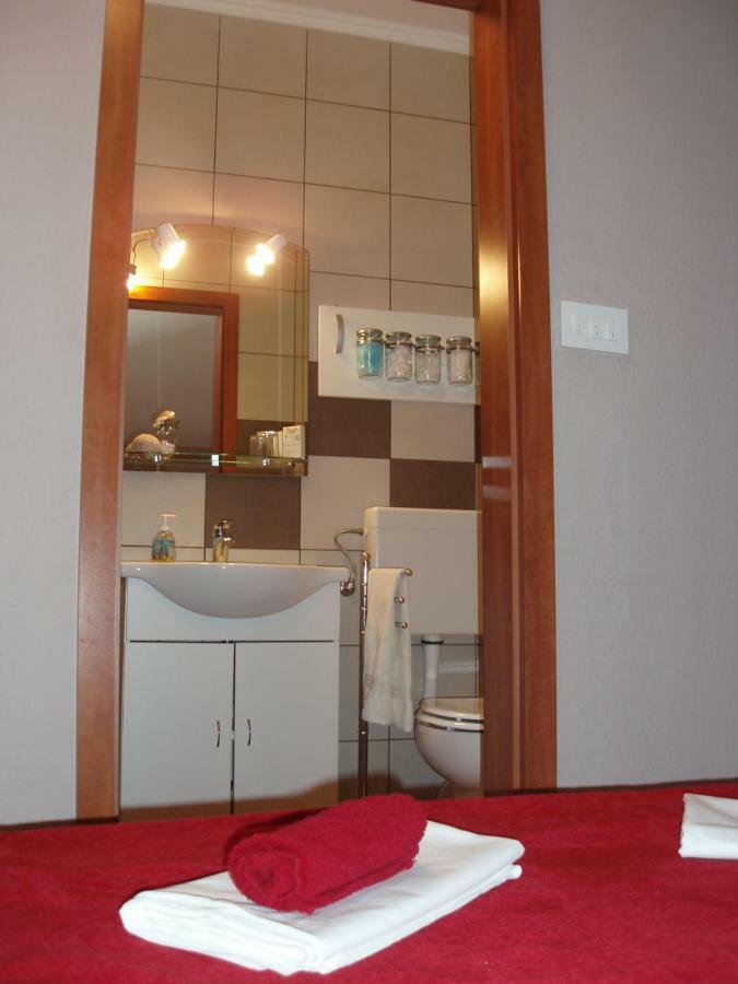 "Mea Culpa" Apartamento Karlobag Exterior foto