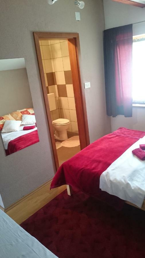 "Mea Culpa" Apartamento Karlobag Exterior foto