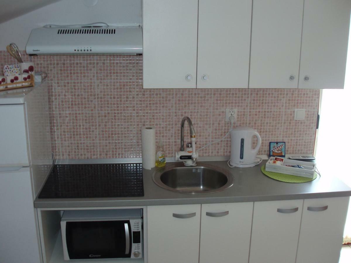 "Mea Culpa" Apartamento Karlobag Exterior foto